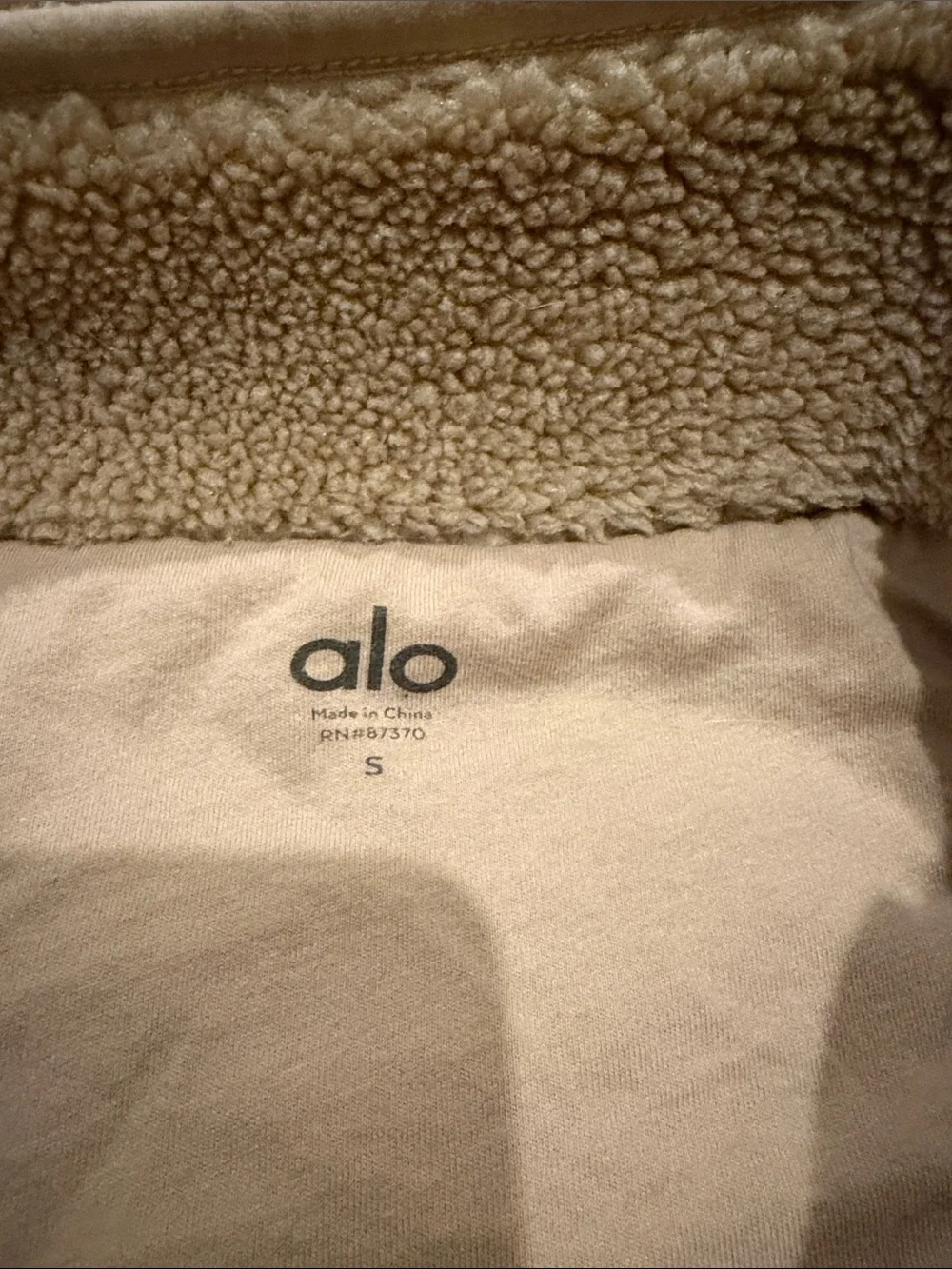 ALO Yoga Cream Sherpa Half‑Zip Pullover